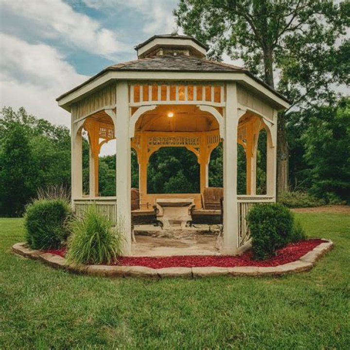 Finding the Perfect Gazebo Near Me: A Comprehensive Guide