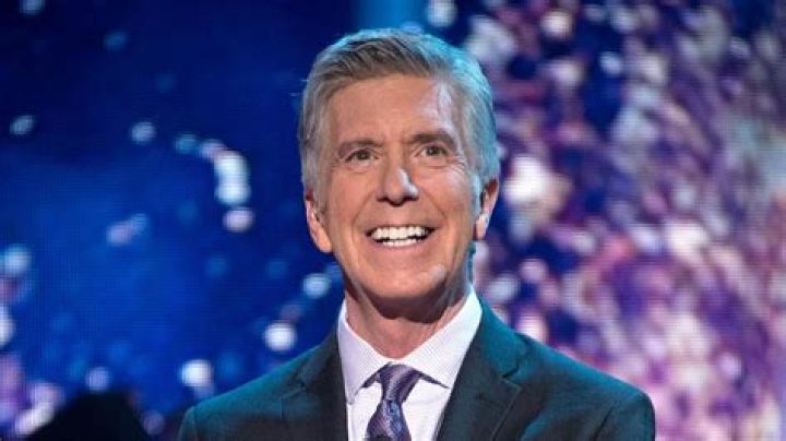 Unveiling the Net Worth of Tom Bergeron: The Legendary TV Host&rsquo;s Financial Journey